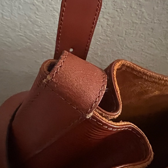 🔥LOUIS VUITTO Epi Sac D'Epaule GM Kenvan Fawn - Picture 13 of 14